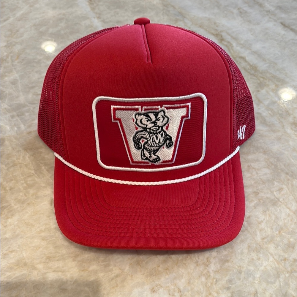 Wisconsin Badgers trucker hat